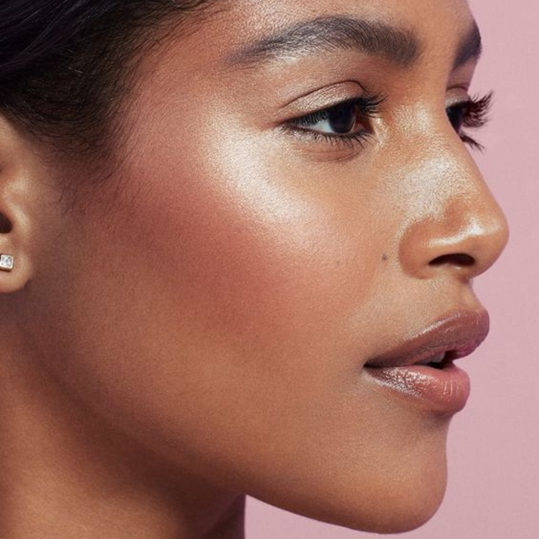 Glowing with Good Vibes: The Ethical Elegance of Sustainably Sourced Mica in All That Shines Liquid Highlighter